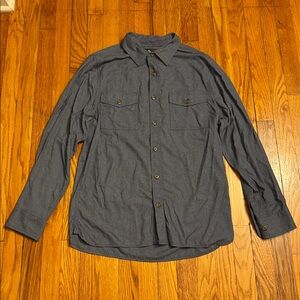 ✨2/$20 Men’s Alpine Design Button Down Shirt